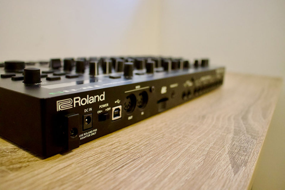 Roland TR-8S AIRA Rhythm Performer with Sample Playback 2018 - Present - Black
