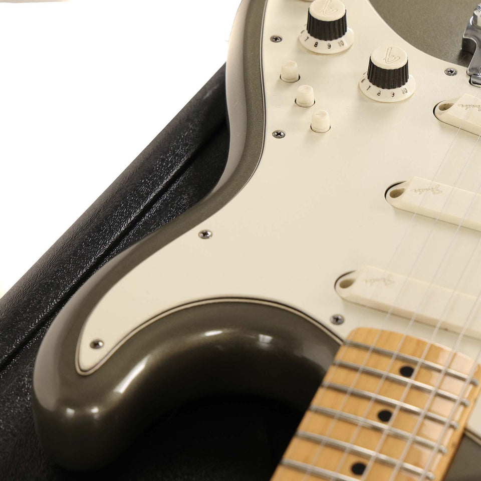 1983 Fender Elite Stratocaster Pewter